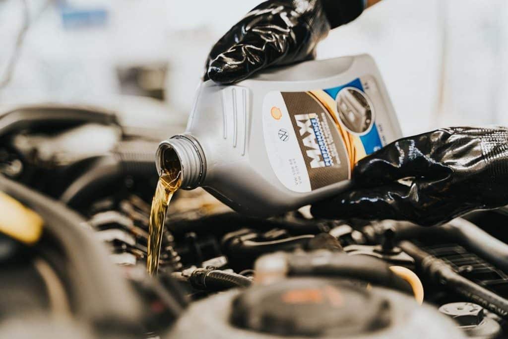 How Long Can Synthetic Oil Sit in an Engine